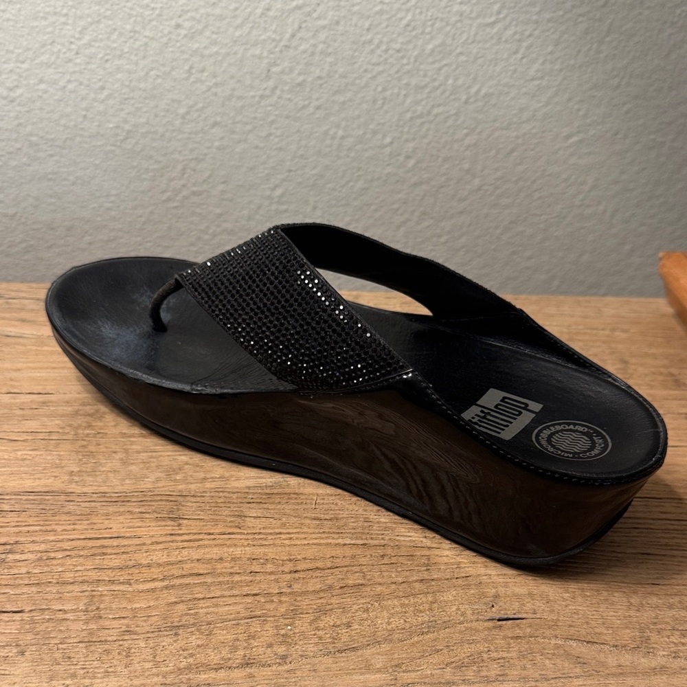 FitFlop Black Beaded Women's Sandals - Picture 4 of 16